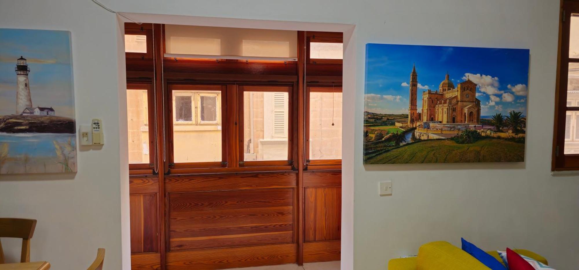 3 Floors Villa On Promenade 4 Bedrooms 3 Bathrooms Sliema Exterior photo