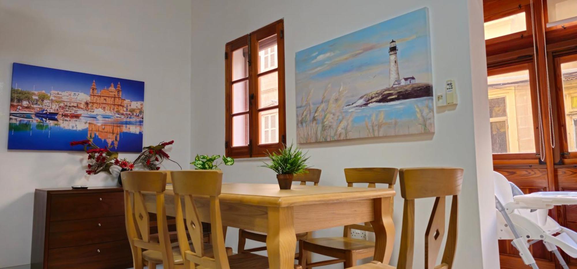 3 Floors Villa On Promenade 4 Bedrooms 3 Bathrooms Sliema Exterior photo
