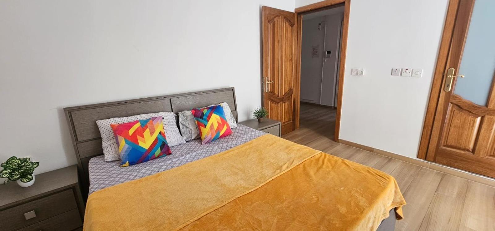 3 Floors Villa On Promenade 4 Bedrooms 3 Bathrooms Sliema Exterior photo