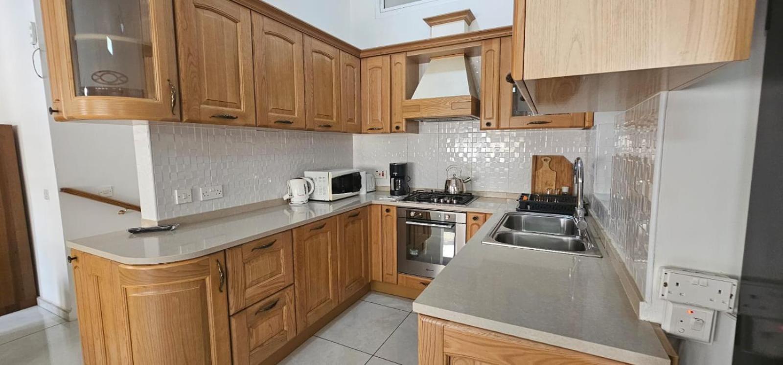 3 Floors Villa On Promenade 4 Bedrooms 3 Bathrooms Sliema Exterior photo
