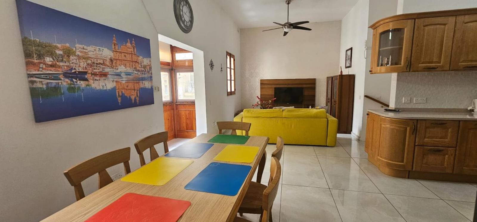3 Floors Villa On Promenade 4 Bedrooms 3 Bathrooms Sliema Exterior photo